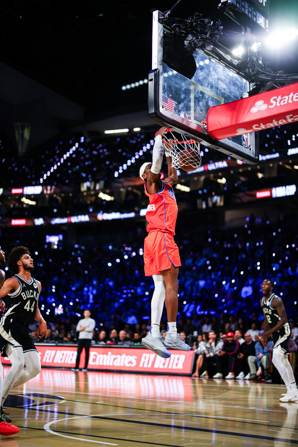 雷火电竞下载-关于雄鹿完胜尼克斯，武切维奇关键制胜的信息