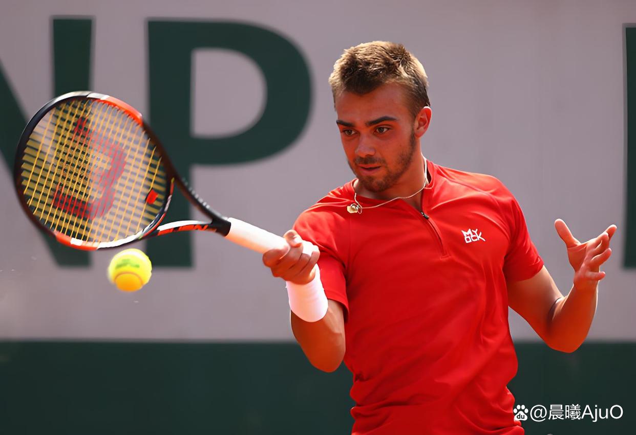 雷火电竞简介-蒙特卡洛大师赛轻取温网，梅德韦杰夫刷新纪录