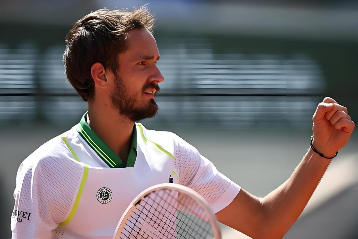 蒙特卡洛大师赛轻取温网，梅德韦杰夫刷新纪录